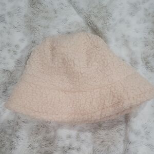 Sherpa Bucket Hat